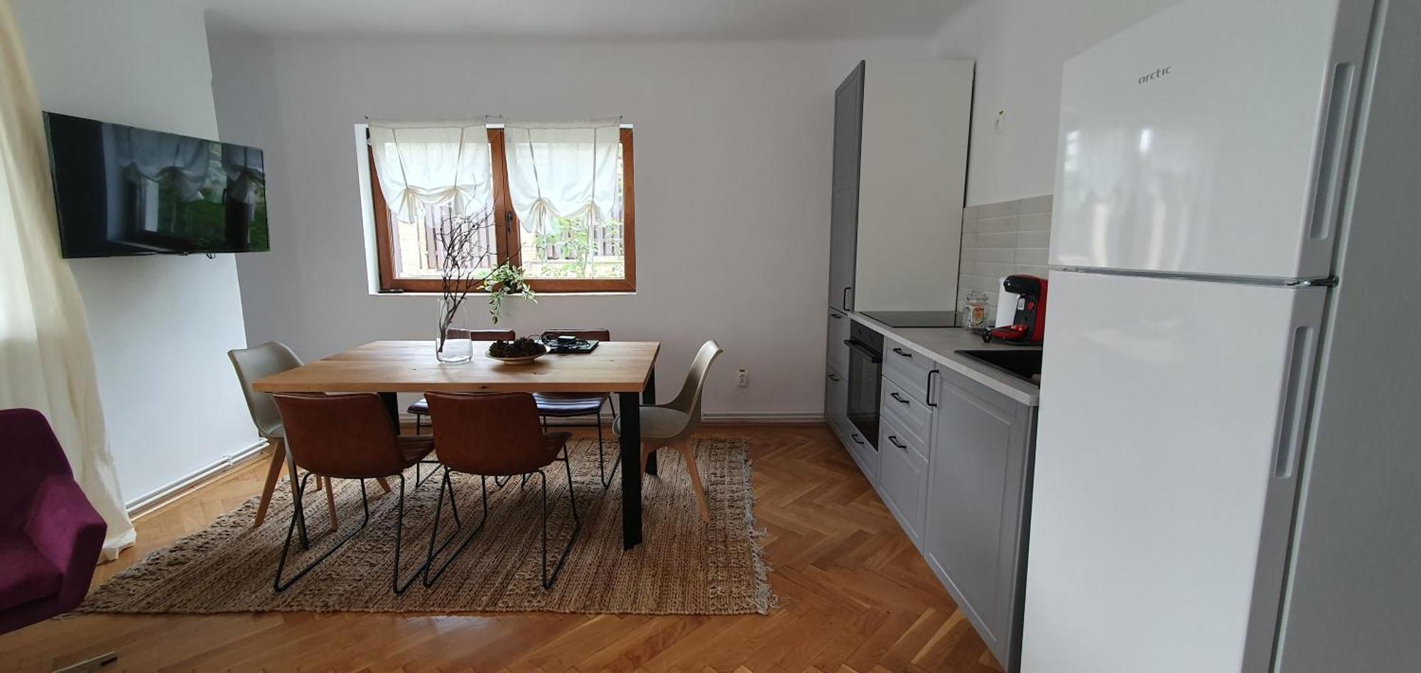 The Pines Serviced Apartments Брашов Экстерьер фото