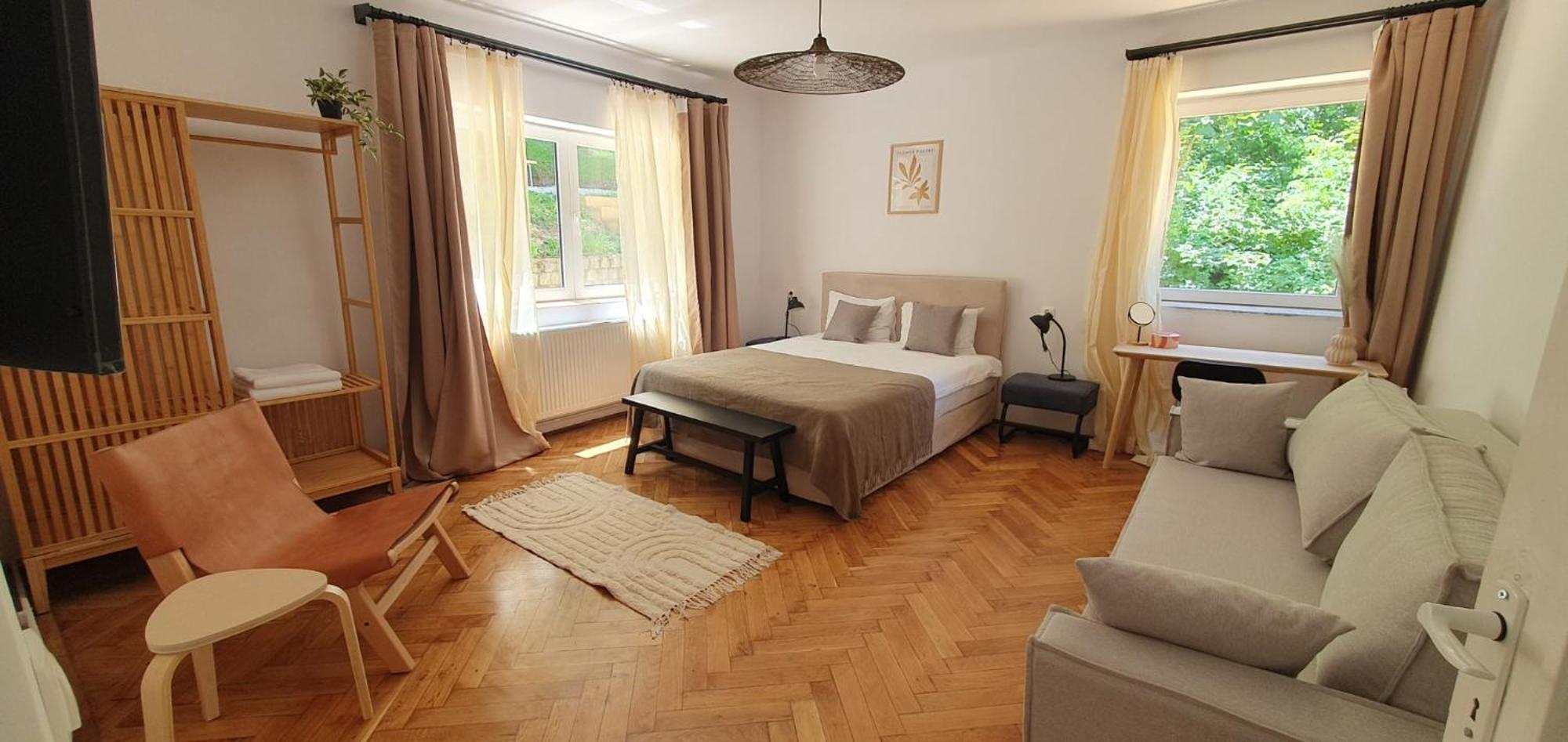The Pines Serviced Apartments Брашов Экстерьер фото