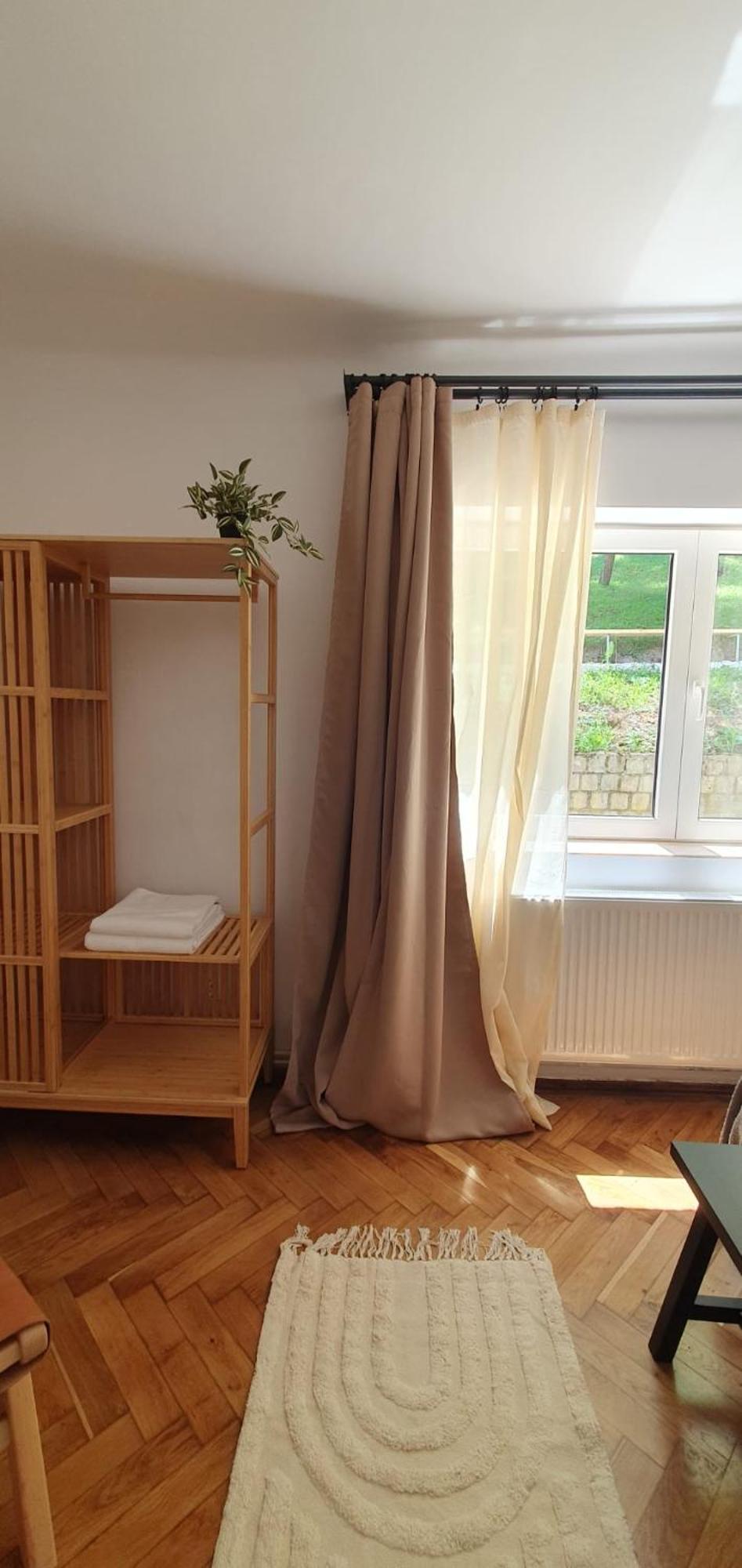 The Pines Serviced Apartments Брашов Экстерьер фото